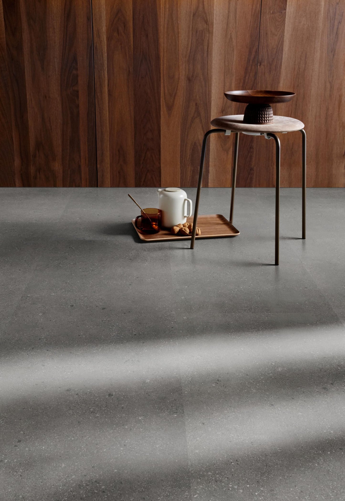 Composite dryback anthracite